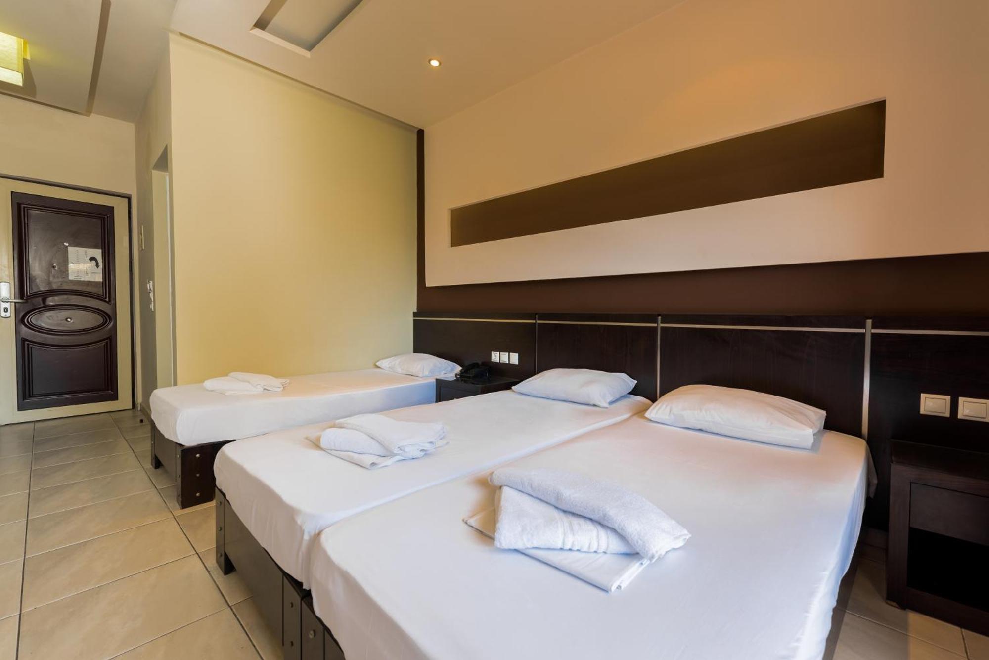 Canadian Hotel Λαγανάς Εξωτερικό φωτογραφία