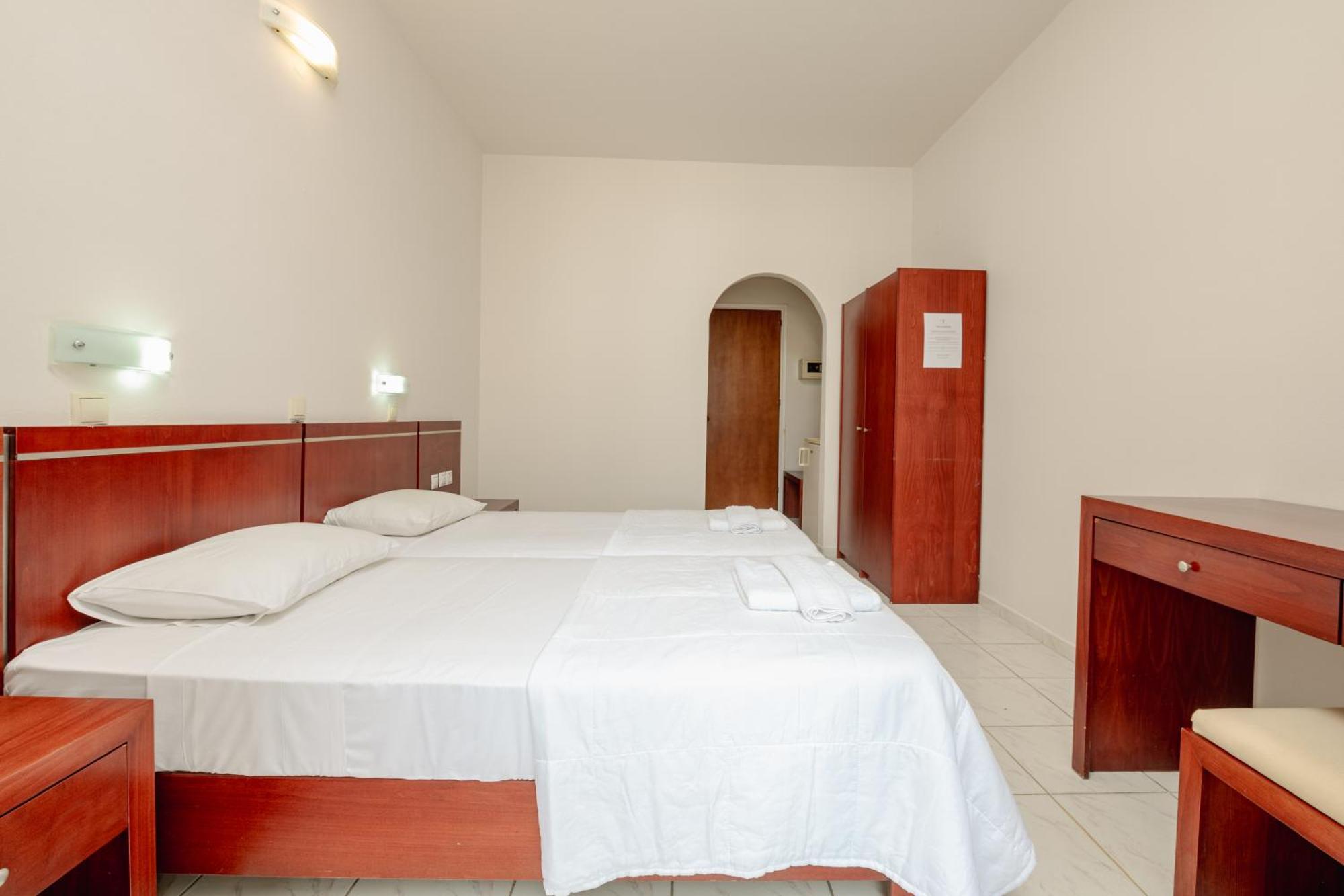 Canadian Hotel Λαγανάς Εξωτερικό φωτογραφία