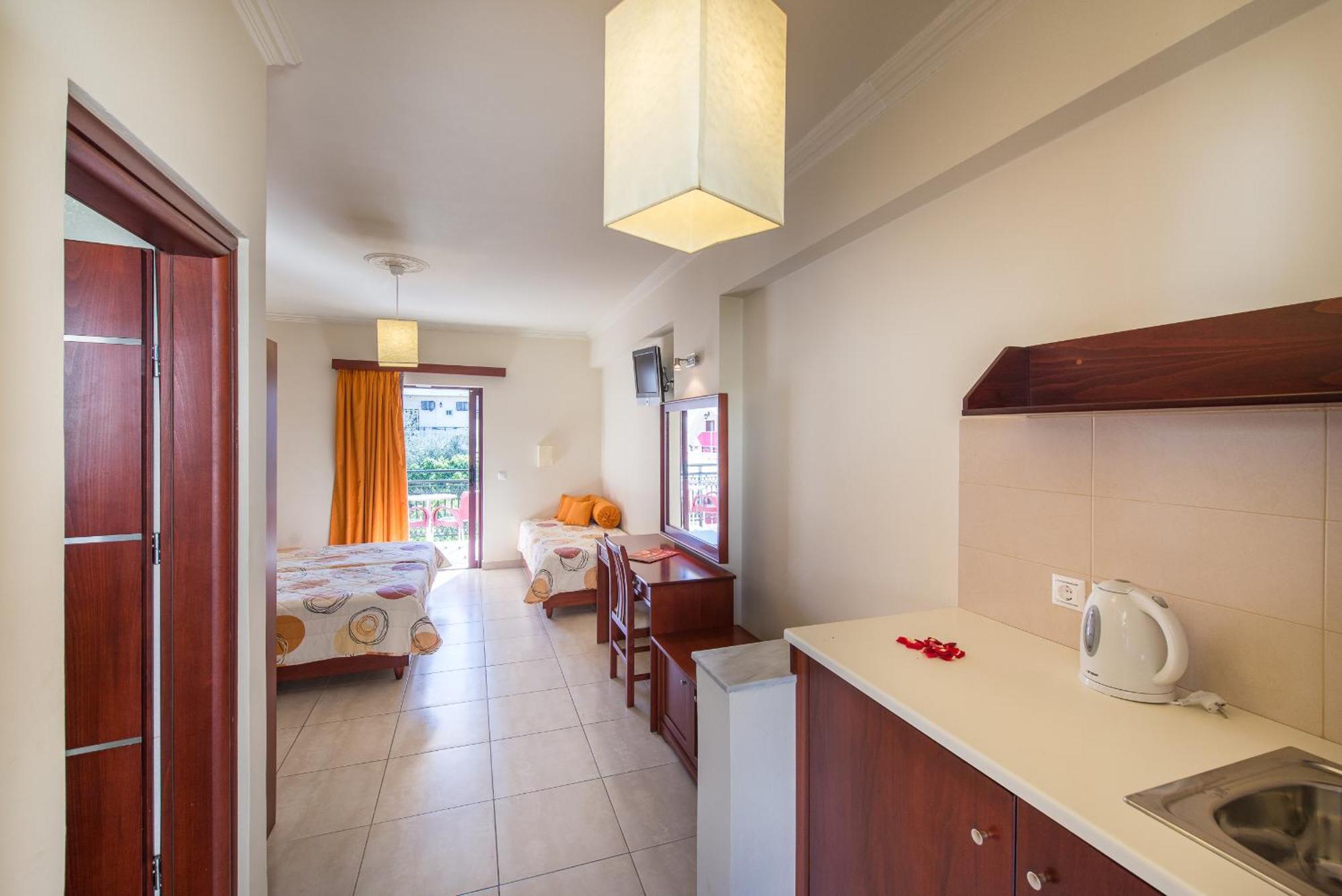 Canadian Hotel Λαγανάς Εξωτερικό φωτογραφία